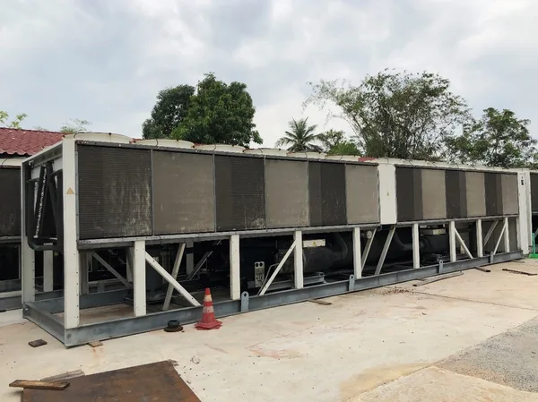 Air Cooled Chiller 400 Tons (Trane RTAC400)